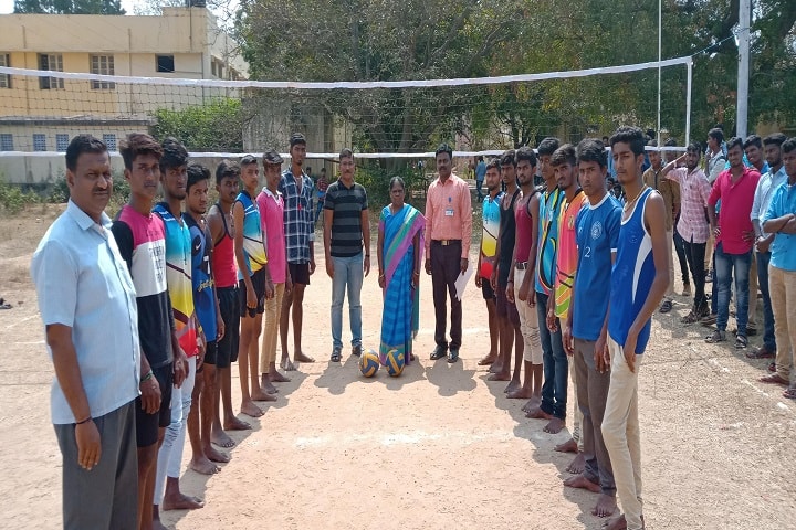 Government Thirumagal Mills College campus in Vellore, Tamil Nadu, India — photo 4