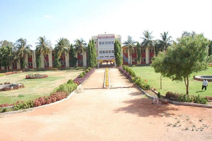 Shri Annadaneshwar Arts Science and Commerce College campus in Naregal, Karnataka, India — photo 2