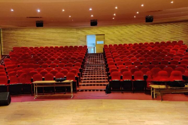 Institute of Science and Research campus in Indore, Madhya Pradesh, India — photo 5