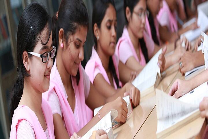 Poonamchand Gupta Vocational College campus in Khandwa, Madhya Pradesh, India — photo 5