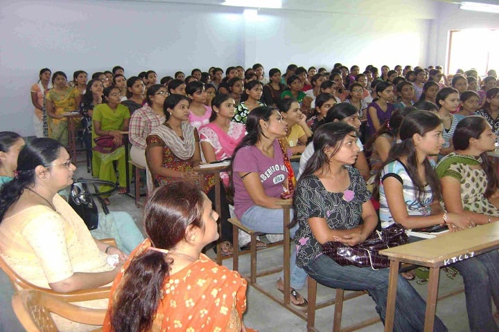 DR Patel and RB Patel Commerce College campus in Surat, Gujarat, India — photo 4