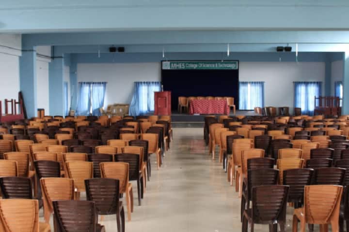 MHES College of Science Technology campus in Kozhikode, Kerala, India — photo 6