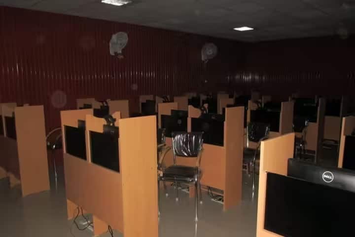 Deo Sundari Memorial College campus in Jhajha, Bihar, India — photo 5