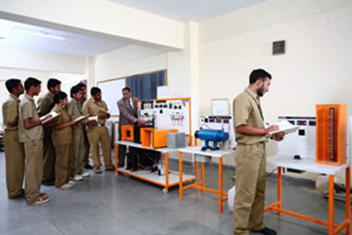 The Oxford Polytechnic campus in Bangalore, Karnataka, India — photo 6