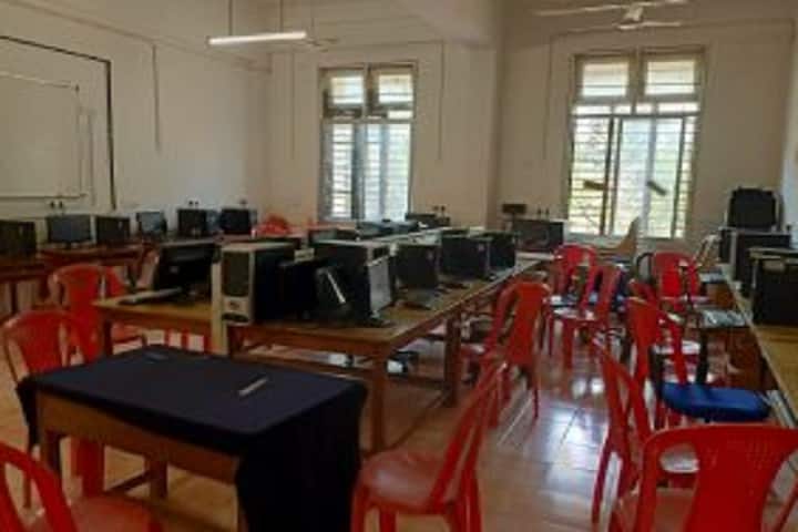 CKG Memorial Government College campus in Perambra, Kerala, India — photo 5