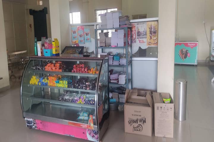 Sir CRR College for Women campus in Eluru, Andhra Pradesh, India — photo 6