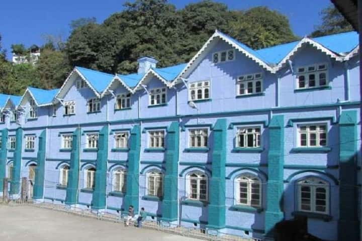 Darjeeling Government College campus in Darjeeling, West Bengal, India — photo 2