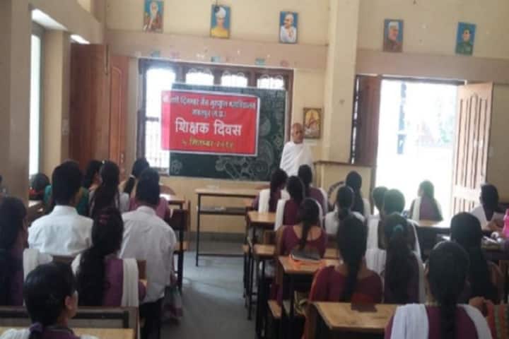 Shri Varnee Digamber Jain Gurukul College campus in Jabalpur, Madhya Pradesh, India — photo 2