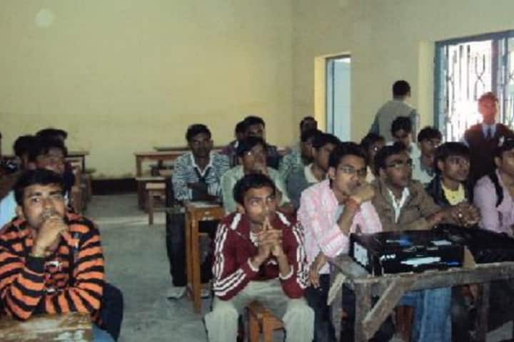 Cooch Behar College campus in Cooch Behar, West Bengal, India — photo 3