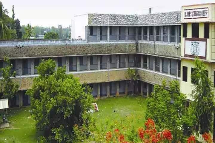 Rajah RSRK Ranga Rao College campus in Bobbili, Andhra Pradesh, India — photo 1