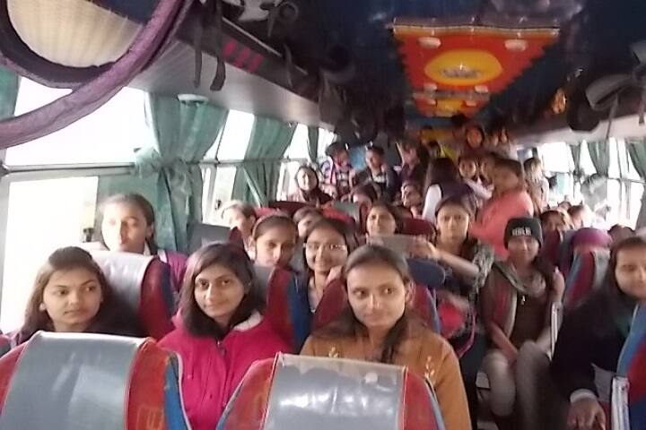 Shree Umiyaji Mahila College campus in Jamnagar, Gujarat, India — photo 6