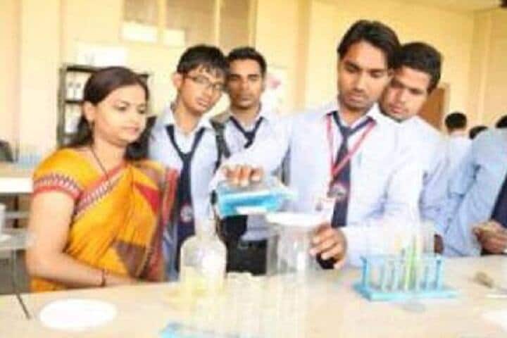 Savita Devi Mahavidyalaya campus in Meerut, Uttar Pradesh, India — photo 5