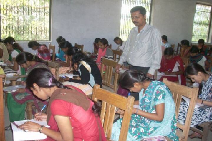 Devendra PG College campus in Ballia, Uttar Pradesh, India — photo 6