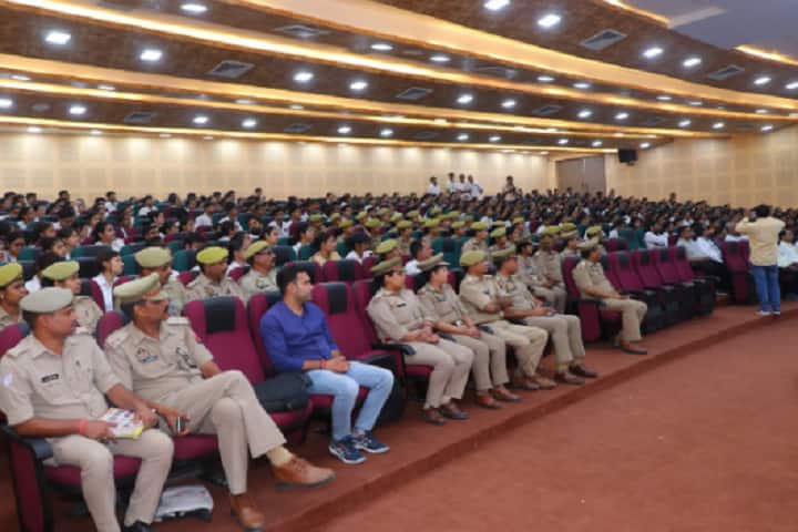 Varun Arjun University campus in Shahjahanpur, Uttar Pradesh, India — photo 3