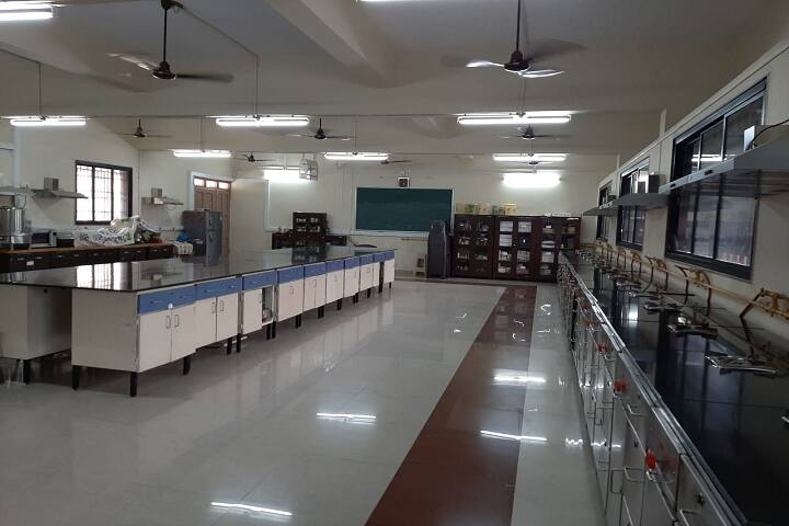 Polytechnic in Food Science and Home Economics campus in Anand, Gujarat, India — photo 6