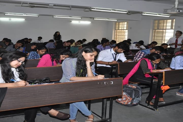 KS School of Business Management and Information Technology campus in Ahmedabad, Gujarat, India — photo 3