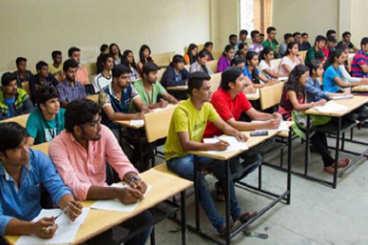 Pooranmal Ramlal Degree College campus in Saharanpur, Uttar Pradesh, India — photo 3