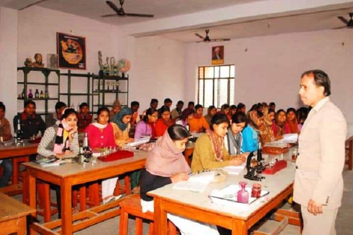 Ranjit Singh Memorial PG College campus in Bijnor, Uttar Pradesh, India — photo 4