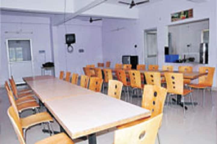 Srajan Group of Institutions campus in Bareilly, Uttar Pradesh, India — photo 2