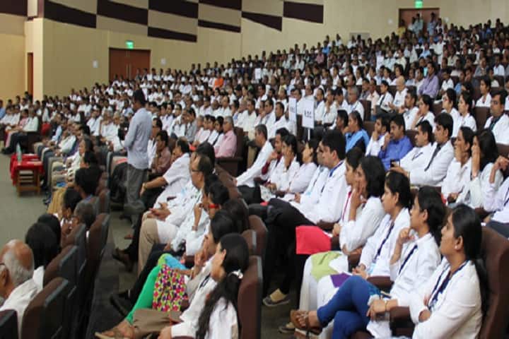 Dr APJ Abdul Kalam College of Physiotherapy campus in Loni, Maharashtra, India — photo 2