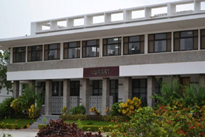 DOMS NALSAR University, Hyderabad campus in Hyderabad, Telangana, India — photo 5
