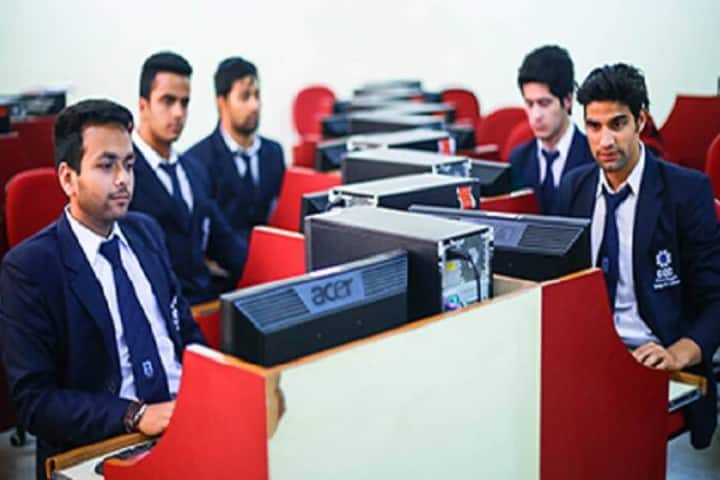 Chandigarh School of Business campus in Mohali, Punjab, India — photo 5