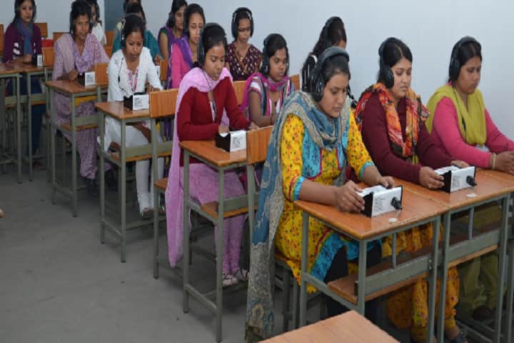 Anand Vihar College for Women campus in Bhopal, Madhya Pradesh, India — photo 3