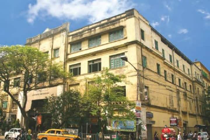 Syamaprasad College campus in Kolkata, West Bengal, India — photo 1
