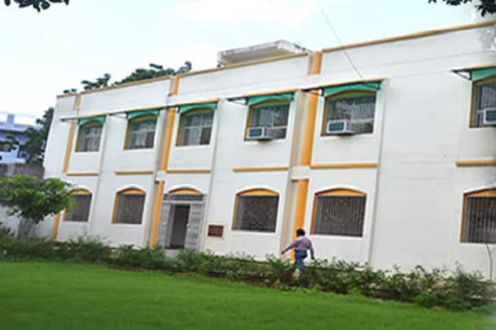 Parvatibai Gokhale Vigyan Mahavidyalaya campus in Gwalior, Madhya Pradesh, India — photo 1