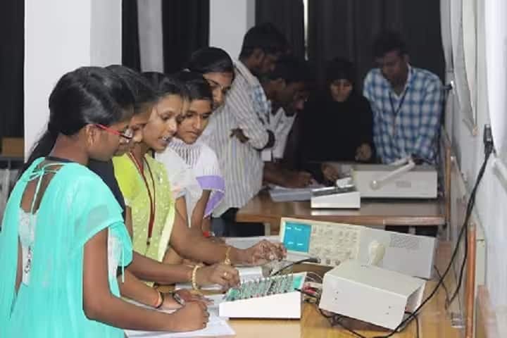 Nishitha Degree College campus in Nizamabad, Telangana, India — photo 3