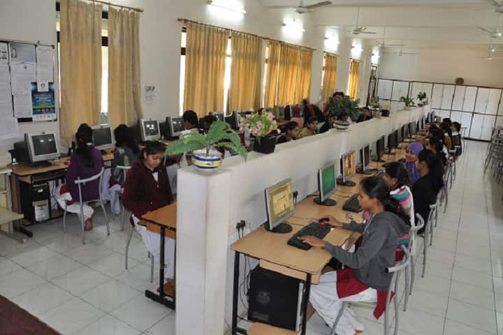 Sri Sathya Sai College For Women campus in Bhopal, Madhya Pradesh, India — photo 4