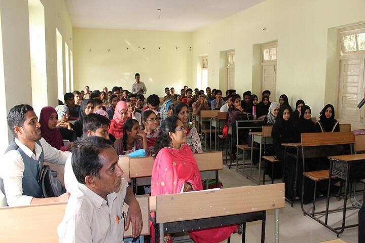 Nanakram Bhagwandas Science College and PG Centre campus in Hyderabad, Telangana, India — photo 4