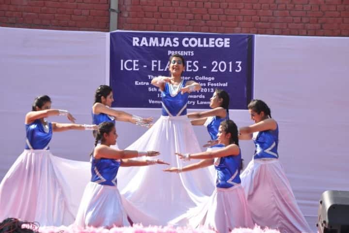 Ramjas College campus in New Delhi, Delhi, India — photo 2