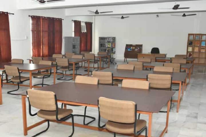 Institute of Legal Studies and Research campus in Mathura, Uttar Pradesh, India — photo 3