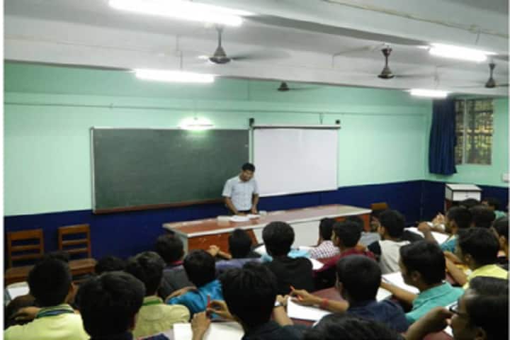 Surendranath Evening College campus in Kolkata, West Bengal, India — photo 1