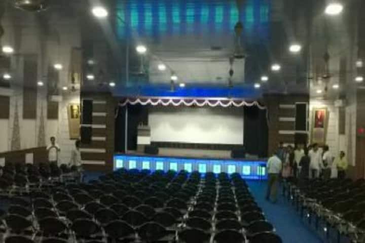 Surendranath Evening College campus in Kolkata, West Bengal, India — photo 2
