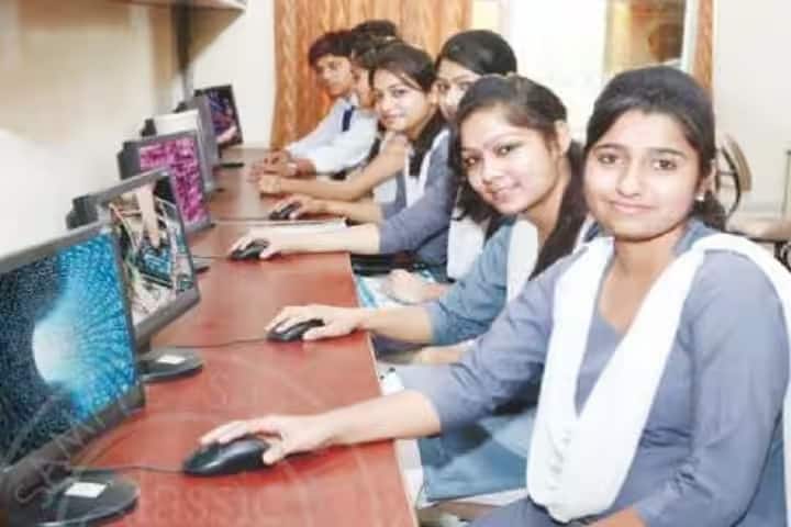 DAV College campus in Meerut, Uttar Pradesh, India — photo 3
