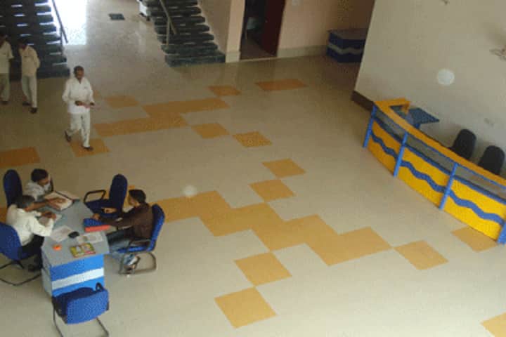 St RC College of Higher Education campus in Muzaffarnagar, Uttar Pradesh, India — photo 2