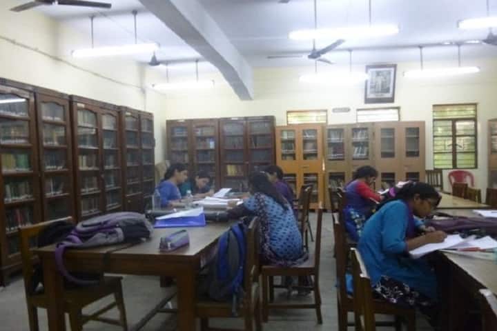 South Calcutta Girls' College campus in Kolkata, West Bengal, India — photo 4