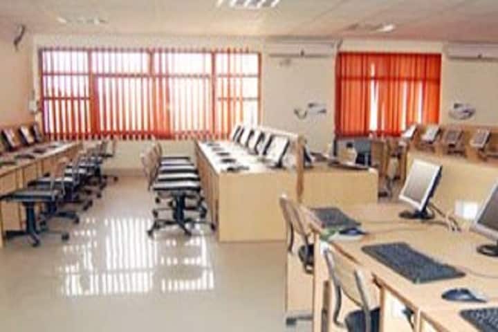 Institute of Management Studies campus in Saharanpur, Uttar Pradesh, India — photo 2