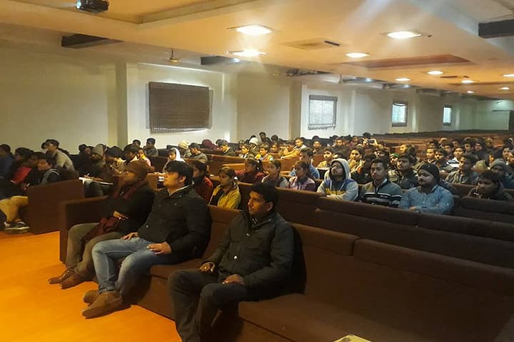 Dr MC Saxena College of Engineering and Technology campus in Lucknow, Uttar Pradesh, India — photo 5