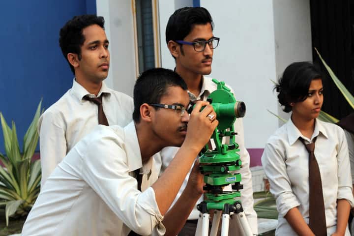 Supreme Knowledge Foundation Group of Institutions campus in Chandannagar, West Bengal, India — photo 3