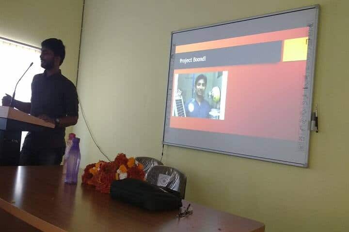 Seth RL Saharia Government PG College campus in Jaipur, Rajasthan, India — photo 2