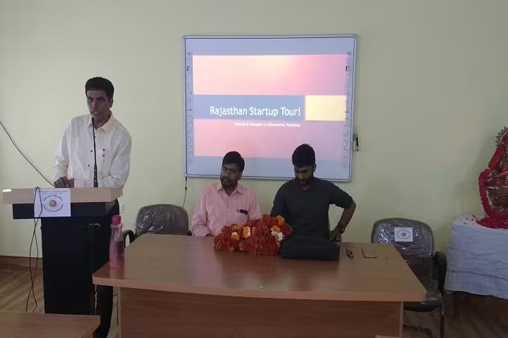 Seth RL Saharia Government PG College campus in Jaipur, Rajasthan, India — photo 5