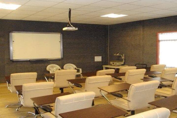 Jaymin School of Fashion Design and Technology campus in Tarsadi, Gujarat, India — photo 4
