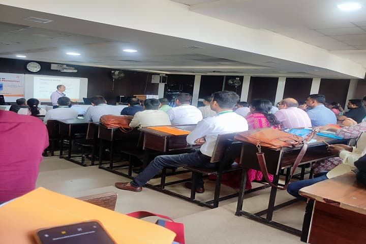 Government Tibbi College campus in Patna, Bihar, India — photo 5
