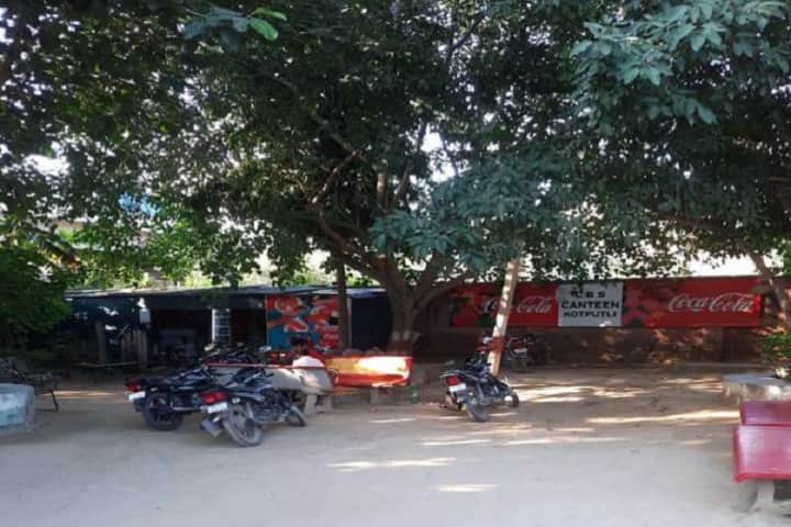 LBS Government PG College campus in Jaipur, Rajasthan, India — photo 6