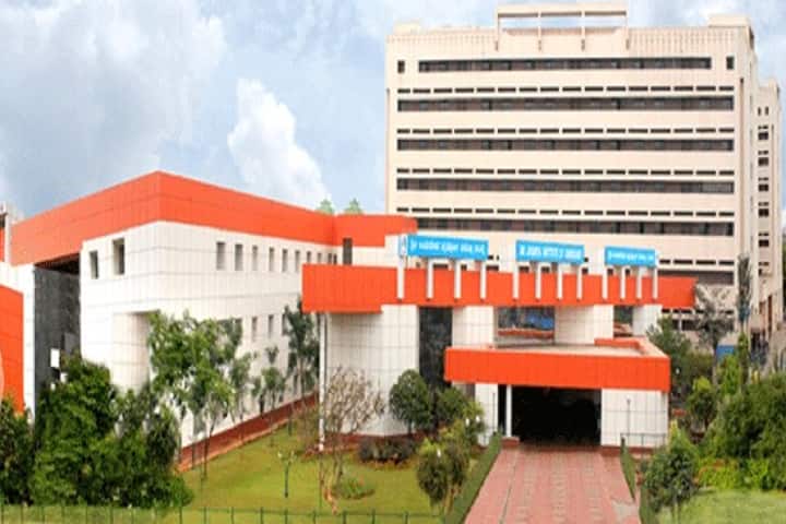 Sri Jayadeva Institute of Cardiovascular Sciences and Research, Bangalore campus in Bangalore, Karnataka, India