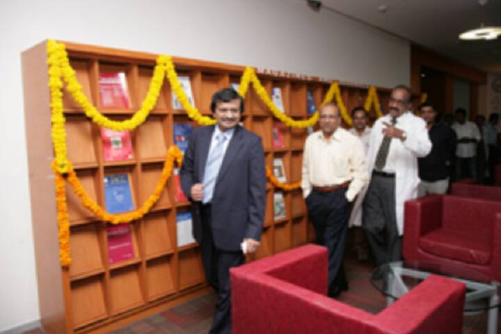Sri Jayadeva Institute of Cardiovascular Sciences and Research campus in Bangalore, Karnataka, India — photo 6