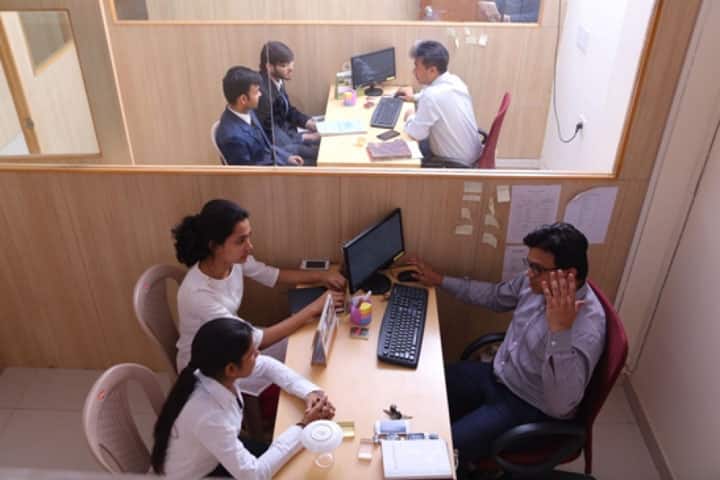 Christ Institute of Management campus in Ghaziabad, Uttar Pradesh, India — photo 5